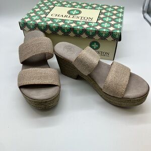 Charleston Women’s Size 7 Platform Sandals
